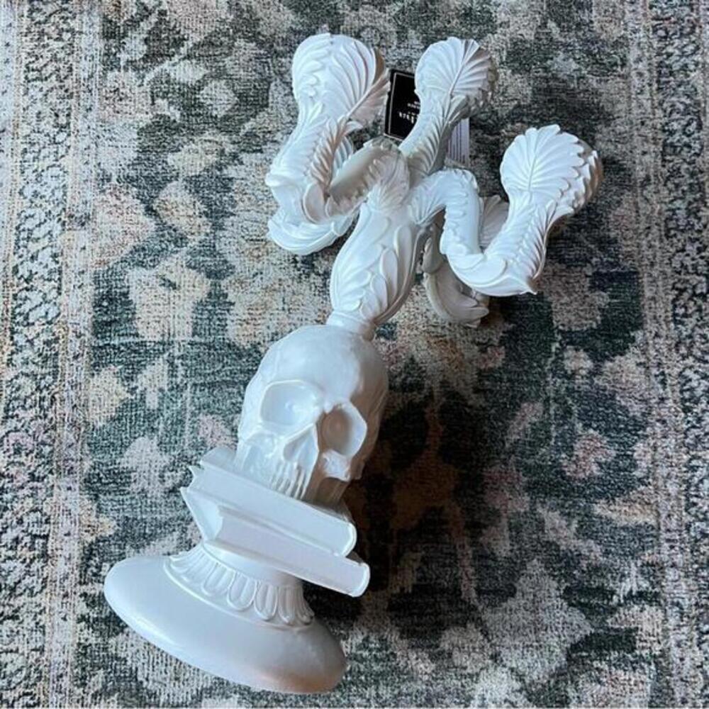 MARTHA STEWART Halloween Candelabra White Skull Books Gothic Decor Centerpiece‎